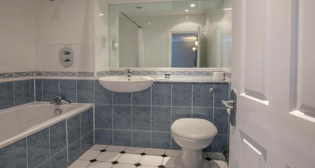 Photo of Bathroom in Aspley Guise