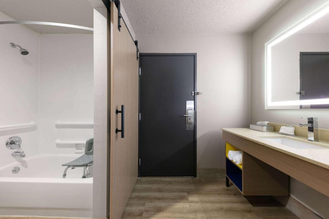 Photo of Bathroom in Fort Smith
