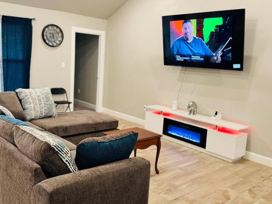 Photo of Livingroom in Lawton