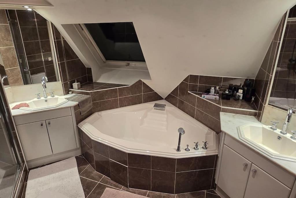 Photo of Bathroom in Kaltenhouse