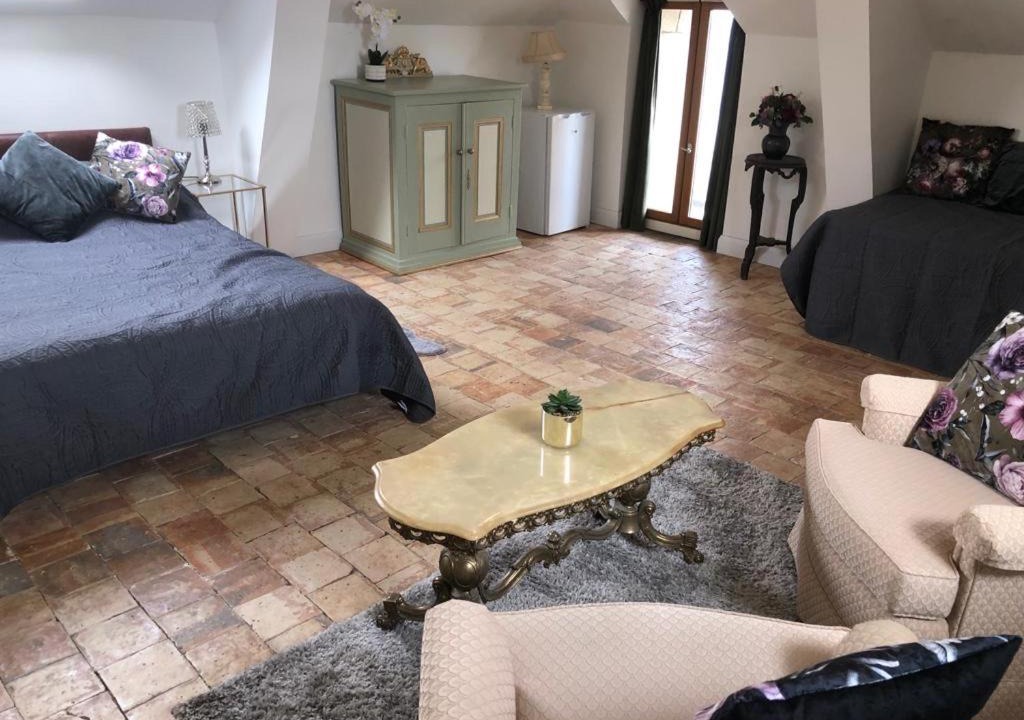 Photo of Others in Pas-de-Jeu