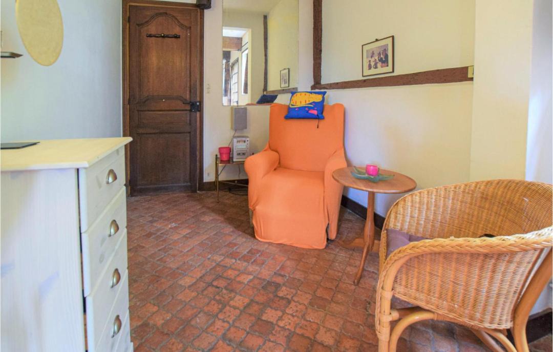 Photo of Others in Beaumontel