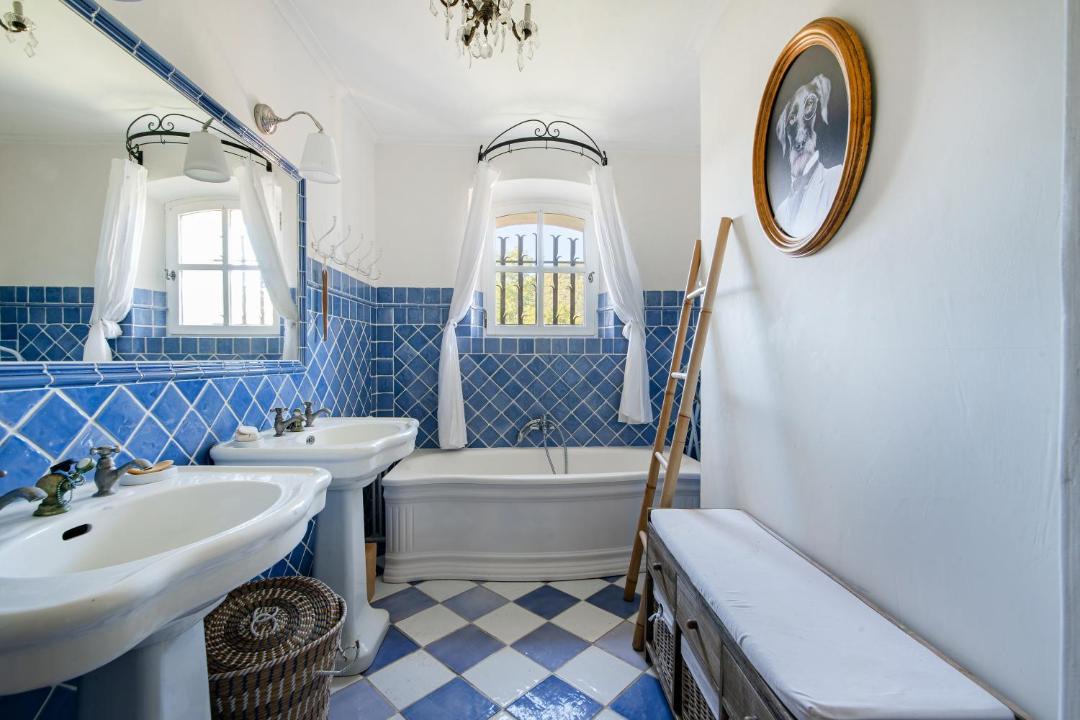 Photo of Bathroom in Dauphin