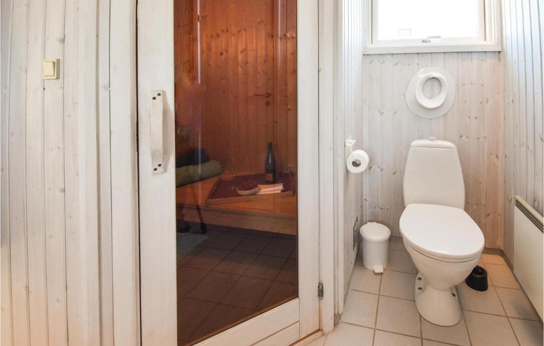 Photo of Bathroom in Hasmark Strand