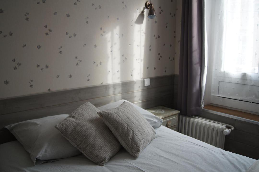 Photo of Bedroom in Saint-Arnoult-en-Yvelines