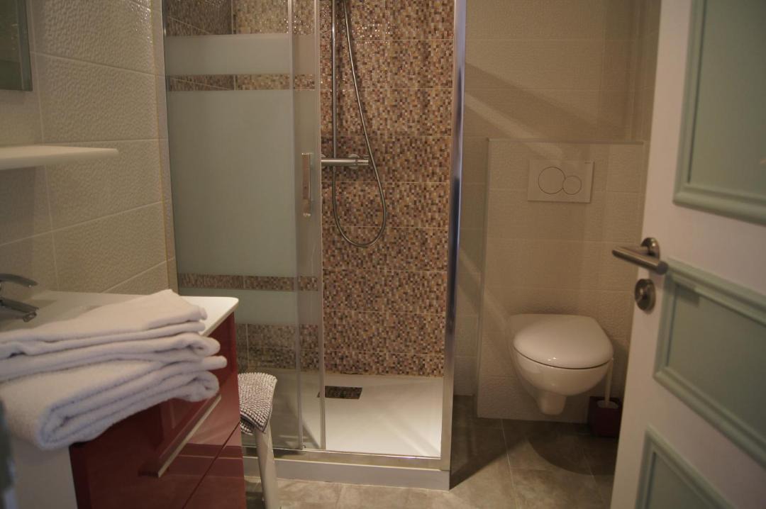 Photo of Bathroom in Saint-Arnoult-en-Yvelines