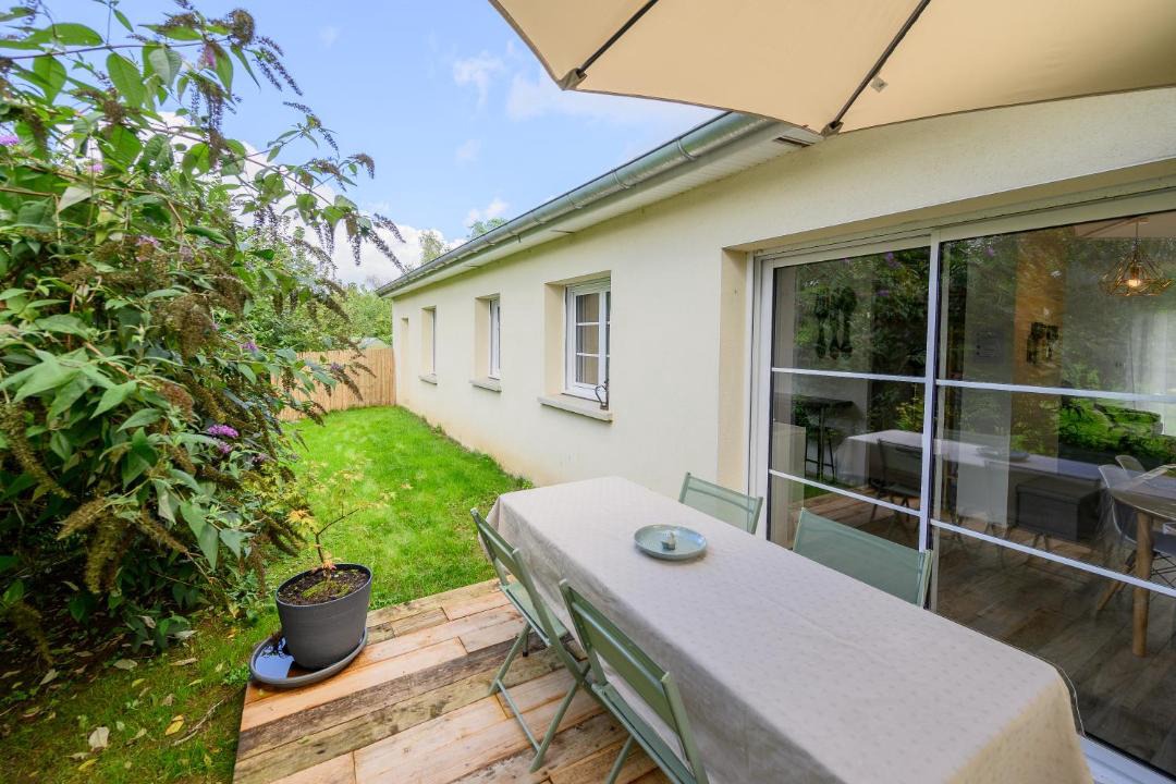 Photo of Patio Balcony in Maubert-Fontaine