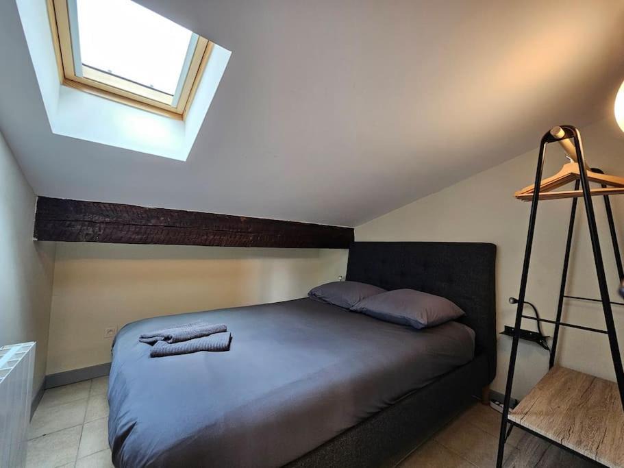 Photo of Bedroom in Saint-Etienne