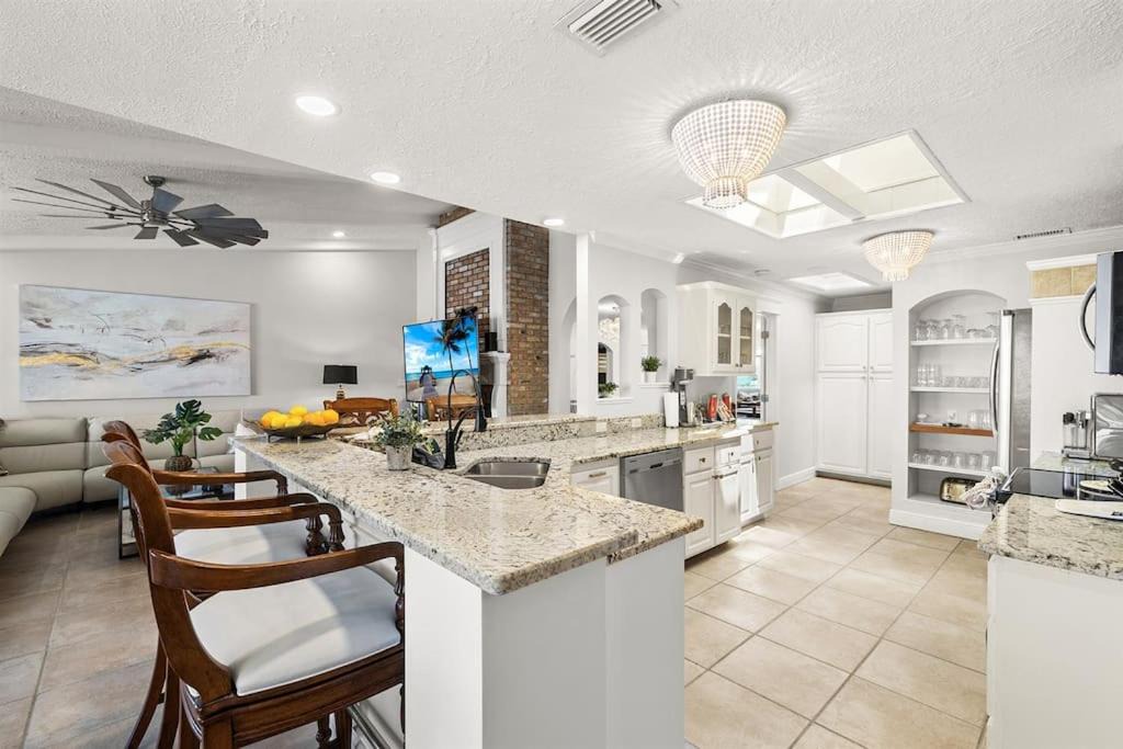 Photo of Kitchen in Caloosahatchee