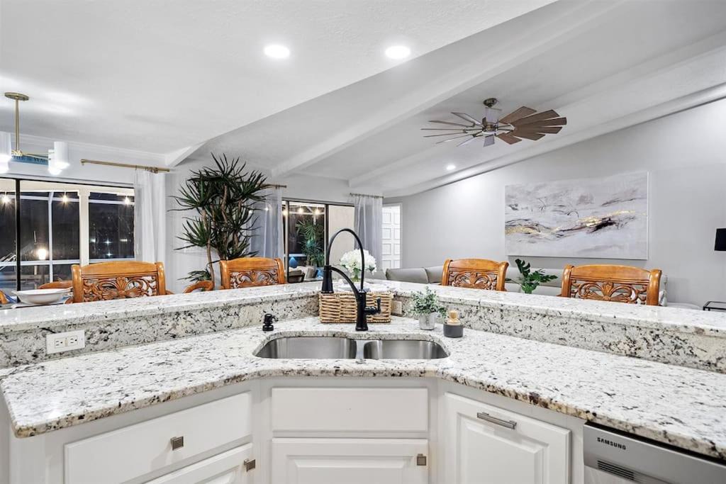 Photo of Kitchen in Caloosahatchee