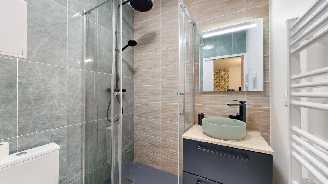 Photo of Bathroom in Montreuil