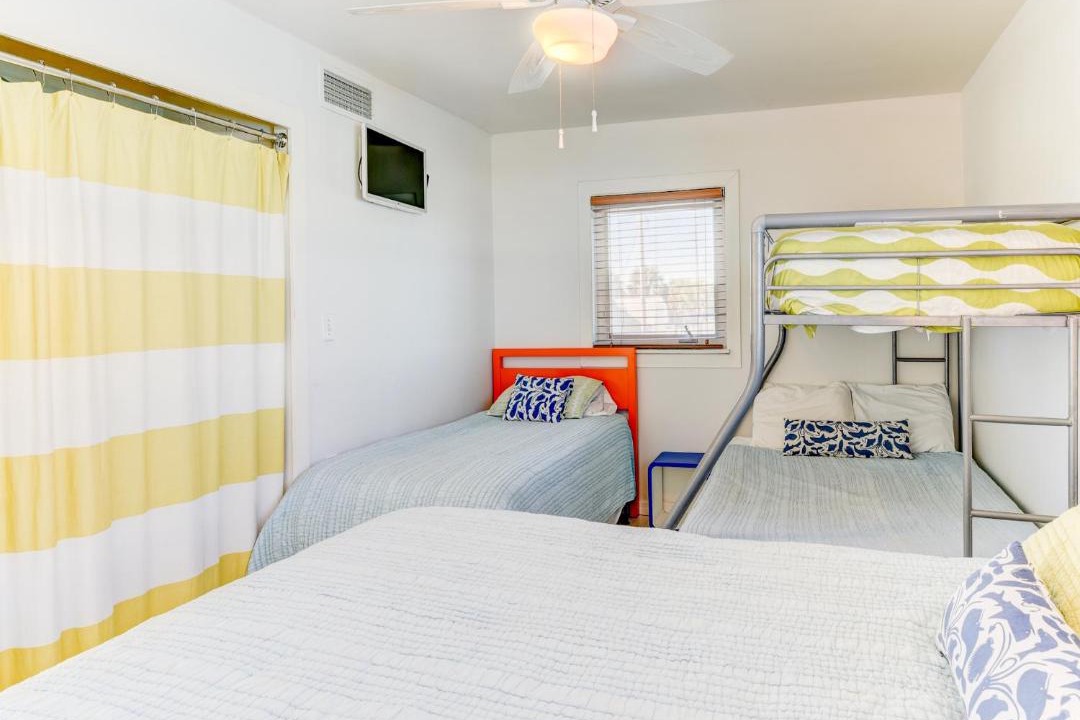 Photo of Others in Painters Hill