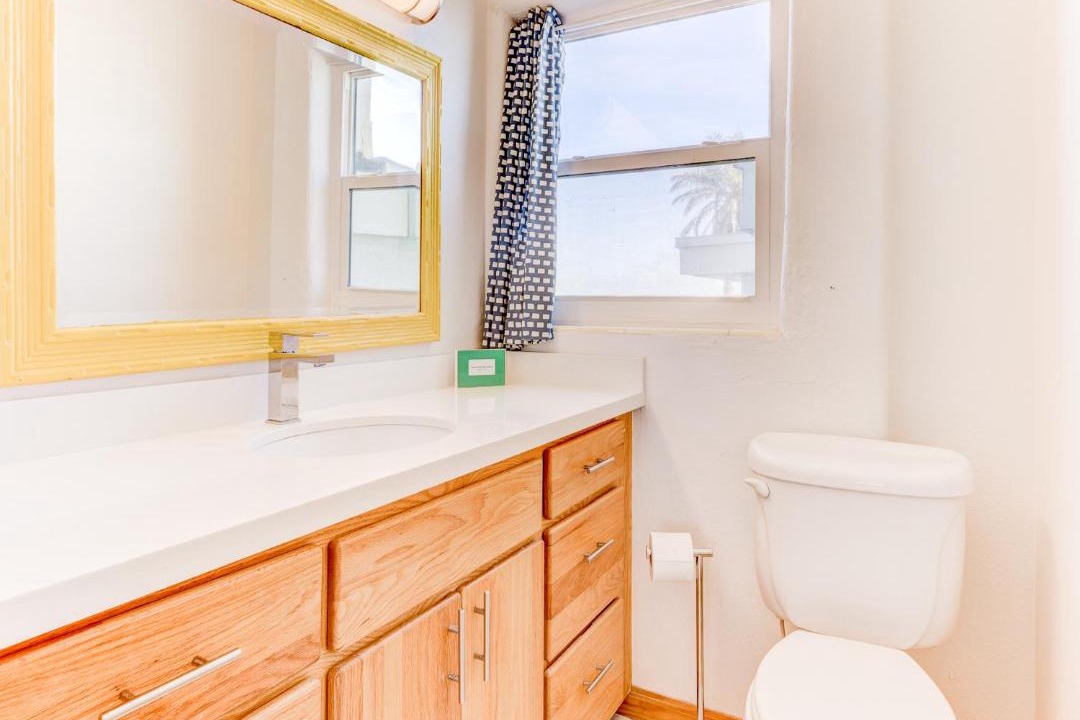 Photo of Others in Painters Hill