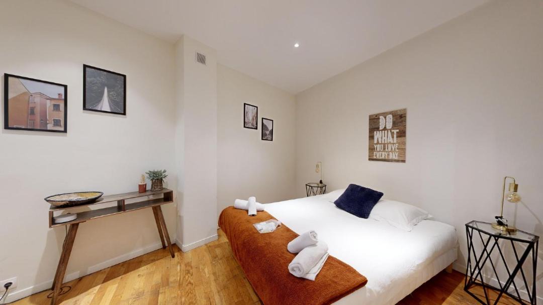 Photo of Bedroom in Porte-Saint-Martin
