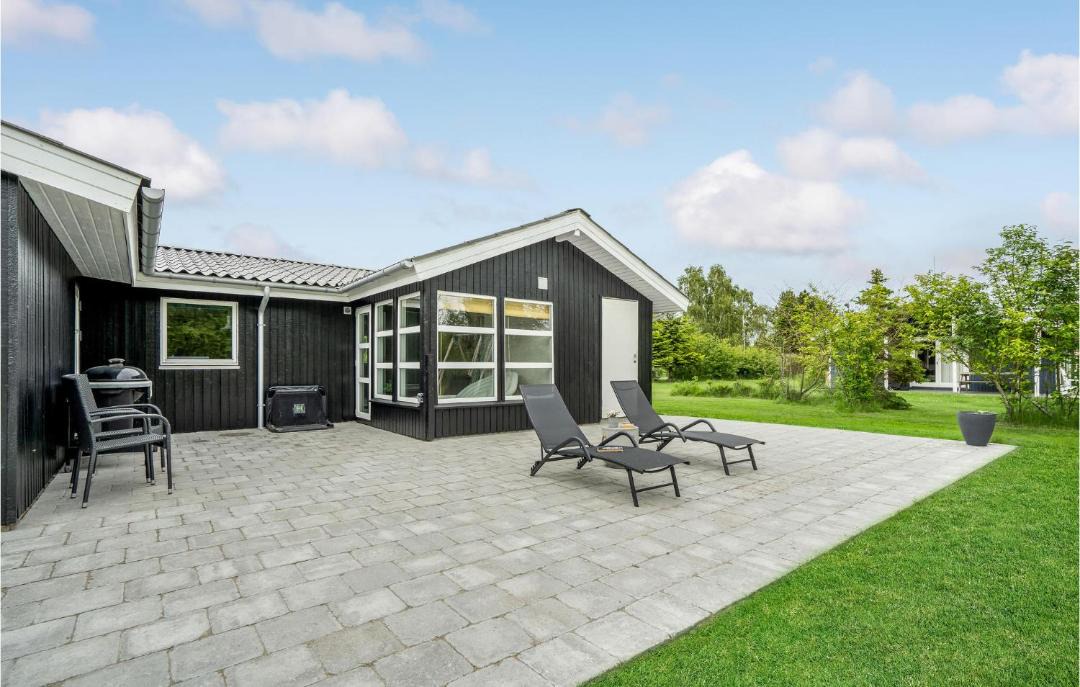 Photo of Others in Dannemare