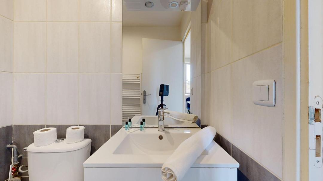 Photo of Bathroom in Bagnolet