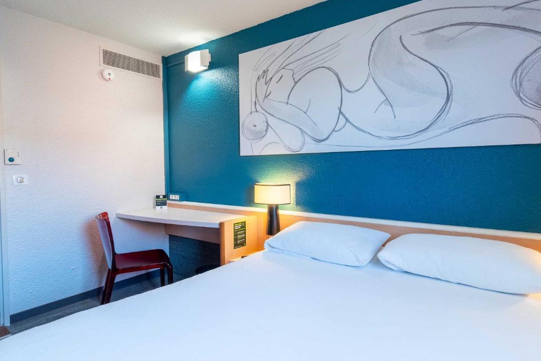 Photo of Bedroom in Limoges