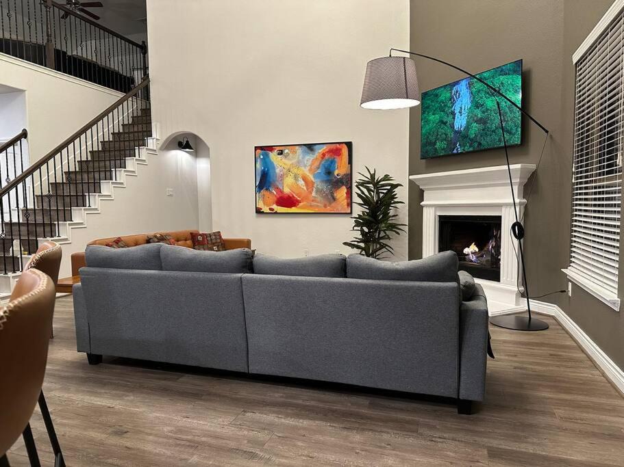 Photo of Livingroom in Tomball