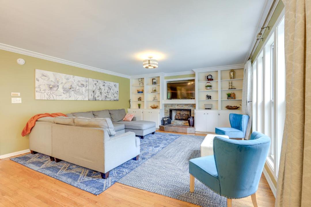 Photo of Others in Stockbridge