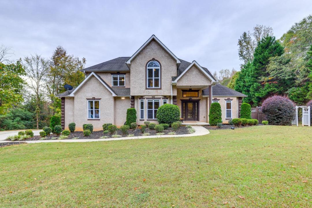 Photo of Others in Stockbridge