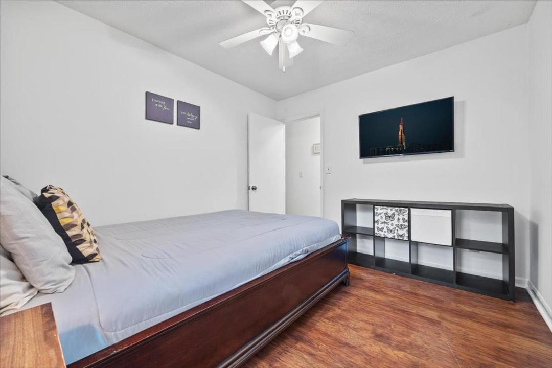 Photo of Bedroom in Alpharetta