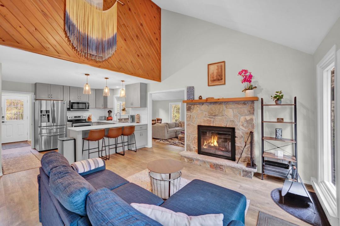 Photo of Others in Lake Harmony Estates