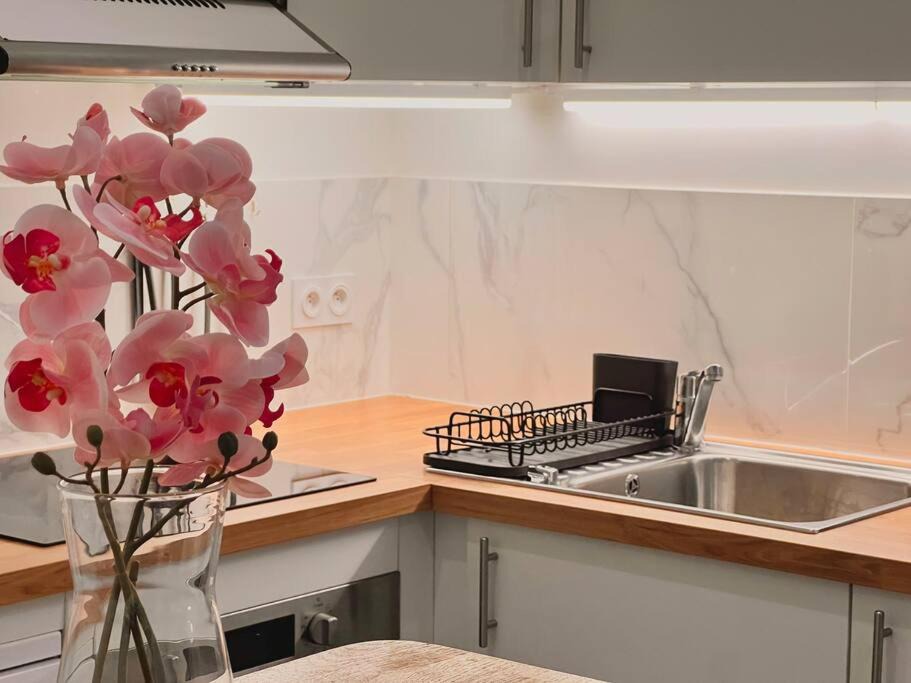 Photo of Kitchen in Quartier de la Monnaie