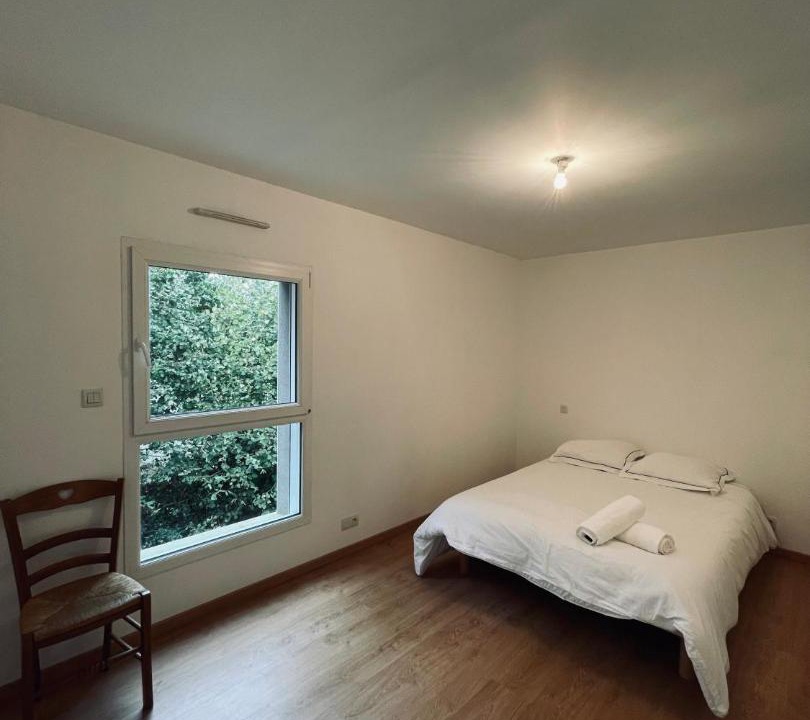 Photo of Bedroom in Plouzane