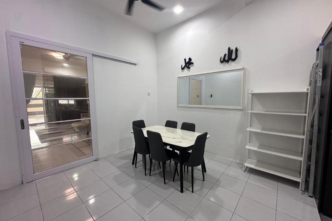 Photo of Others in Muadzam Shah