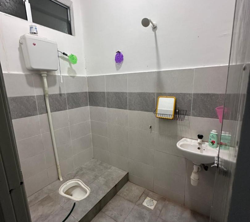 Photo of Bathroom in Muadzam Shah
