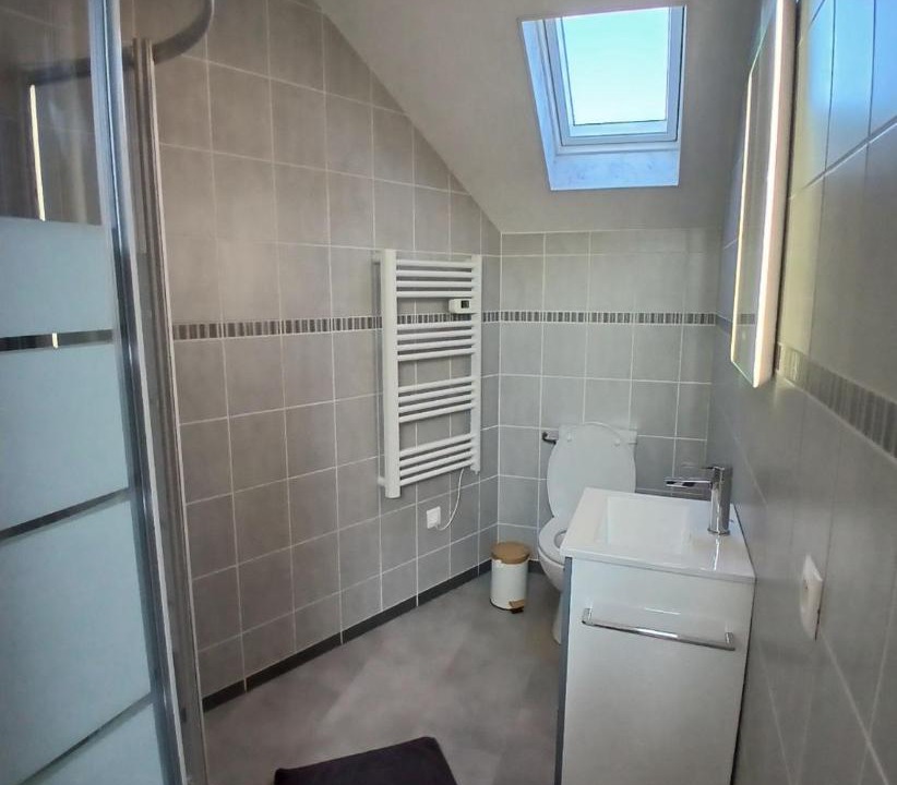 Photo of Bathroom in Larouillies