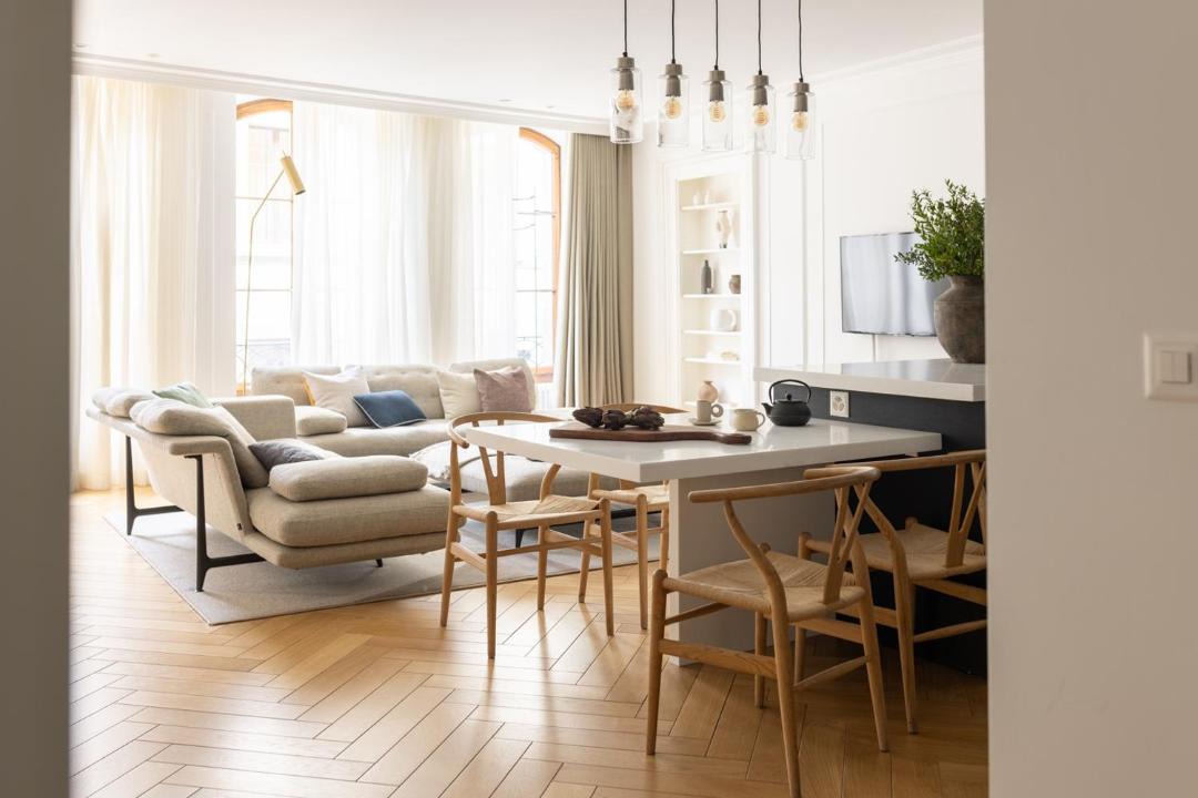Photo of Others in Bourg-de-Four