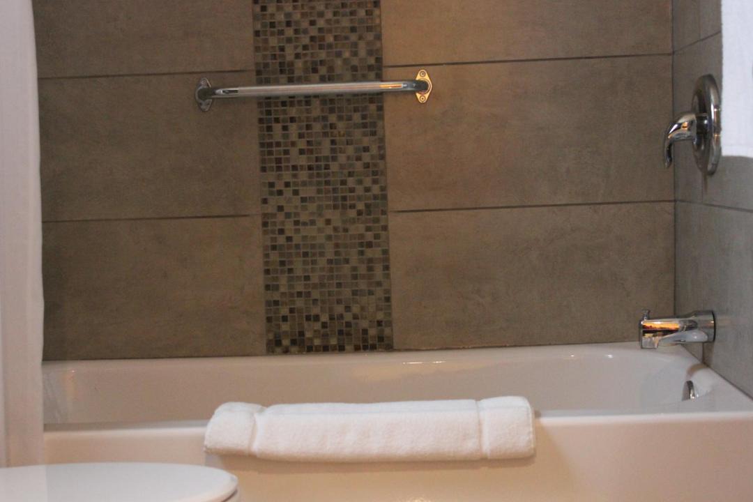 Photo of Bathroom in Gananoque