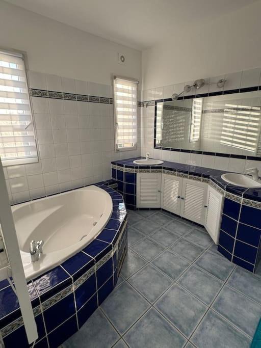 Photo of Bathroom in Valergues