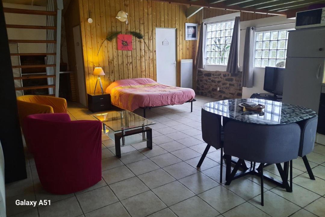 Photo of Others in Quebriac