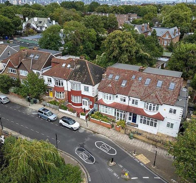 Photo of Buildings in Streatham Hill