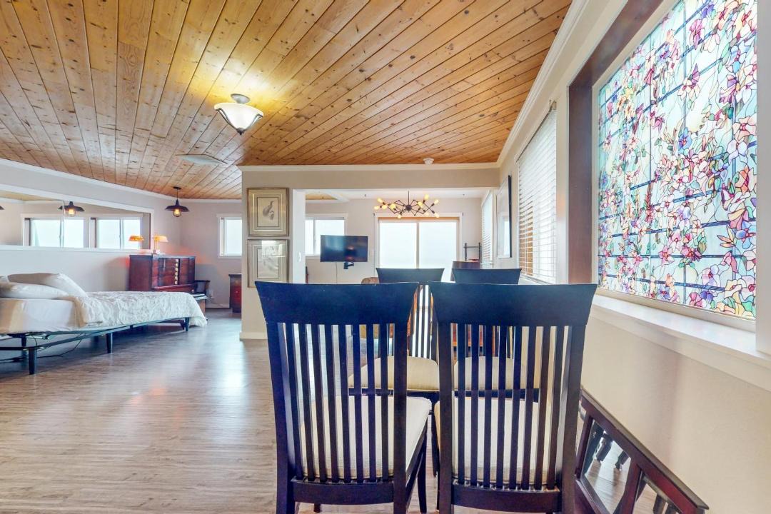 Photo of Others in Clinton