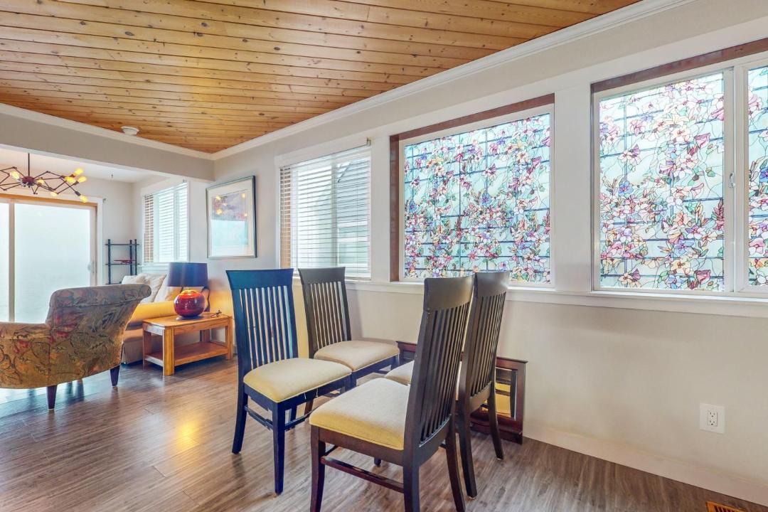 Photo of Others in Clinton