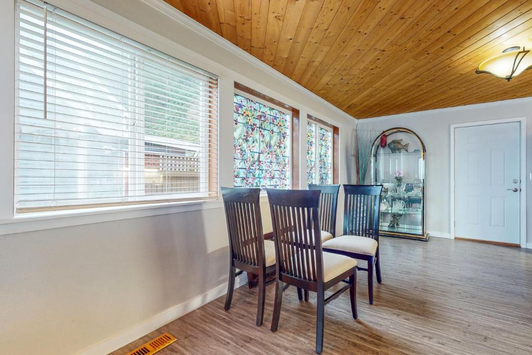 Photo of Others in Clinton