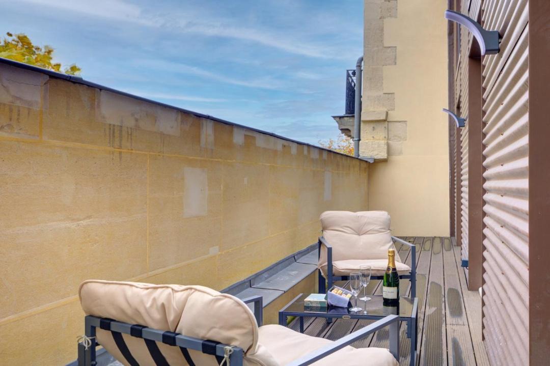 Photo of Patio Balcony in Quartier de la Plaine-de-Monceaux