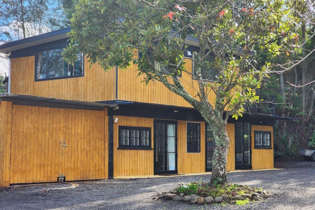 Photo of Others in Thames