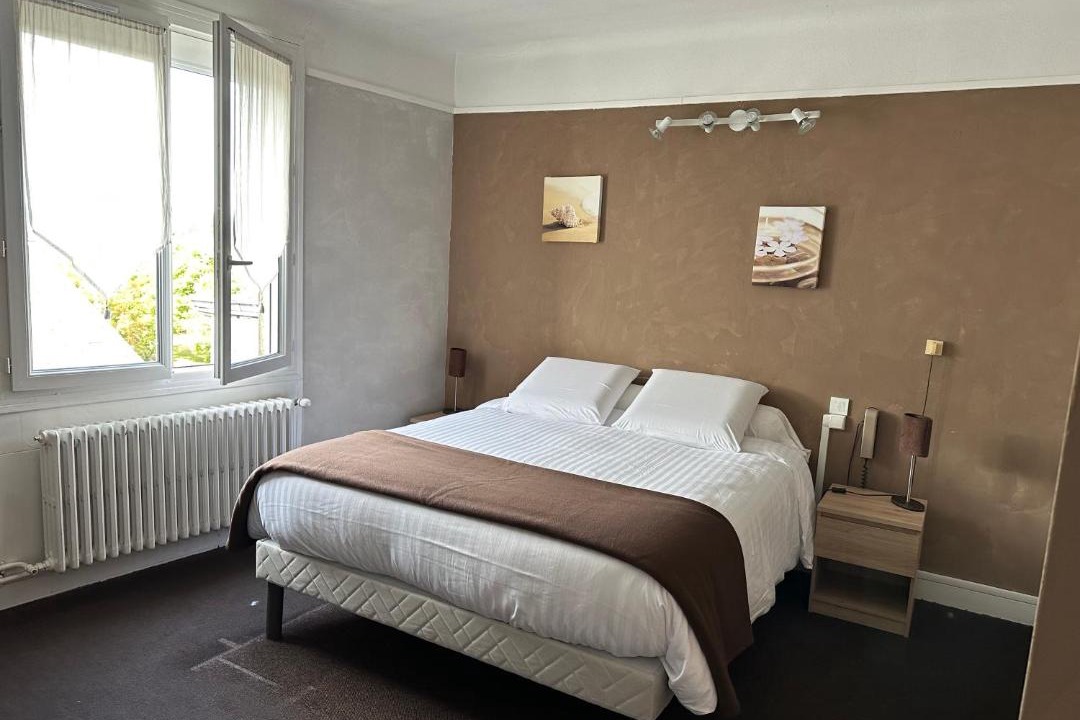 Photo of Bedroom in Issoudun