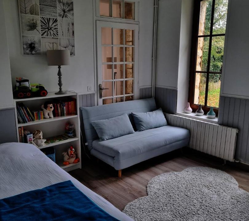 Photo of Others in Orrouy