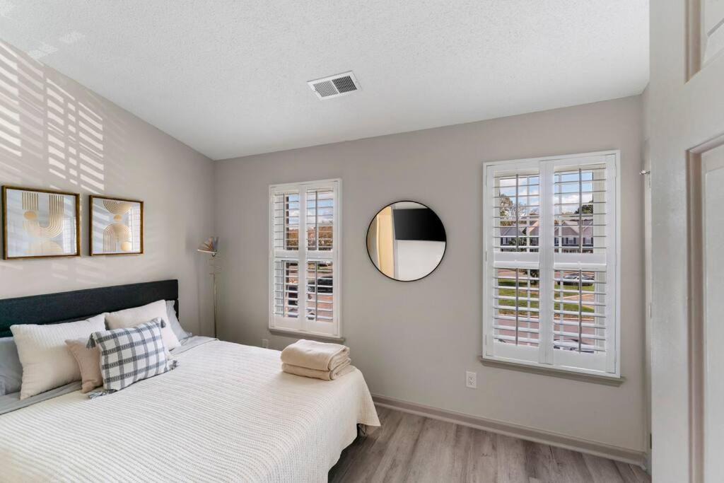 Photo of Bedroom in Piper Glen Estates