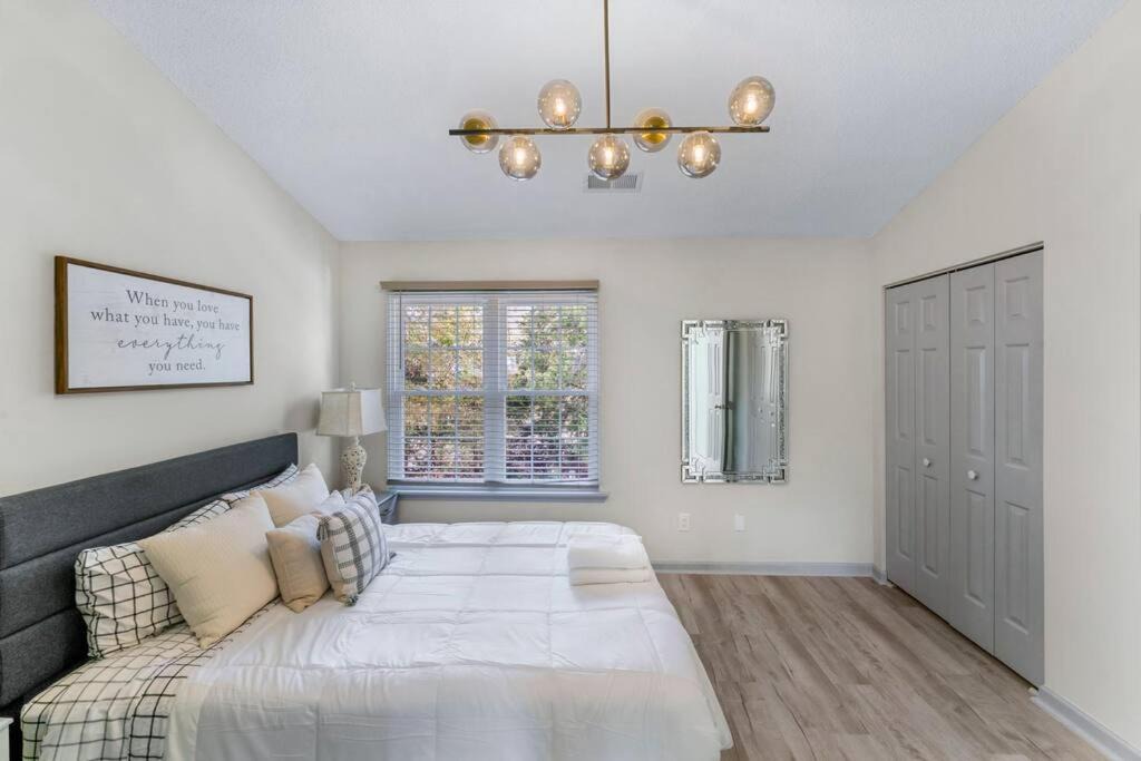 Photo of Bedroom in Piper Glen Estates