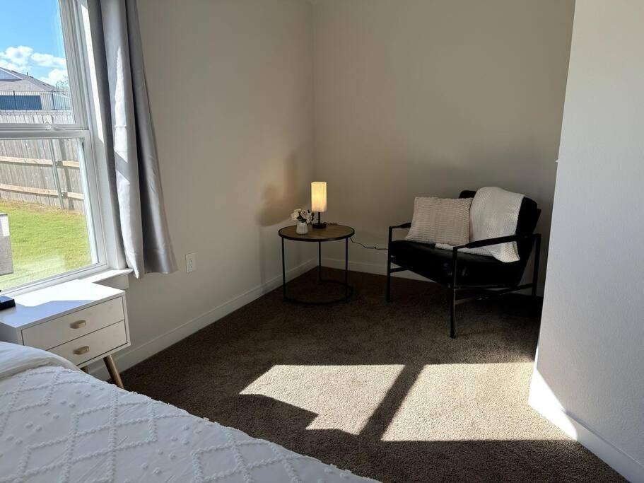 Photo of Bedroom in Del Valle