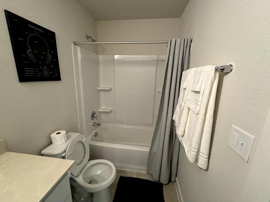 Photo of Bathroom in Del Valle