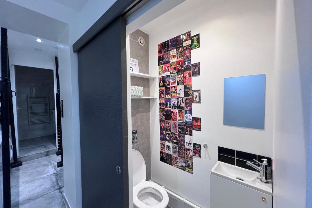 Photo of Bathroom in Batignolles