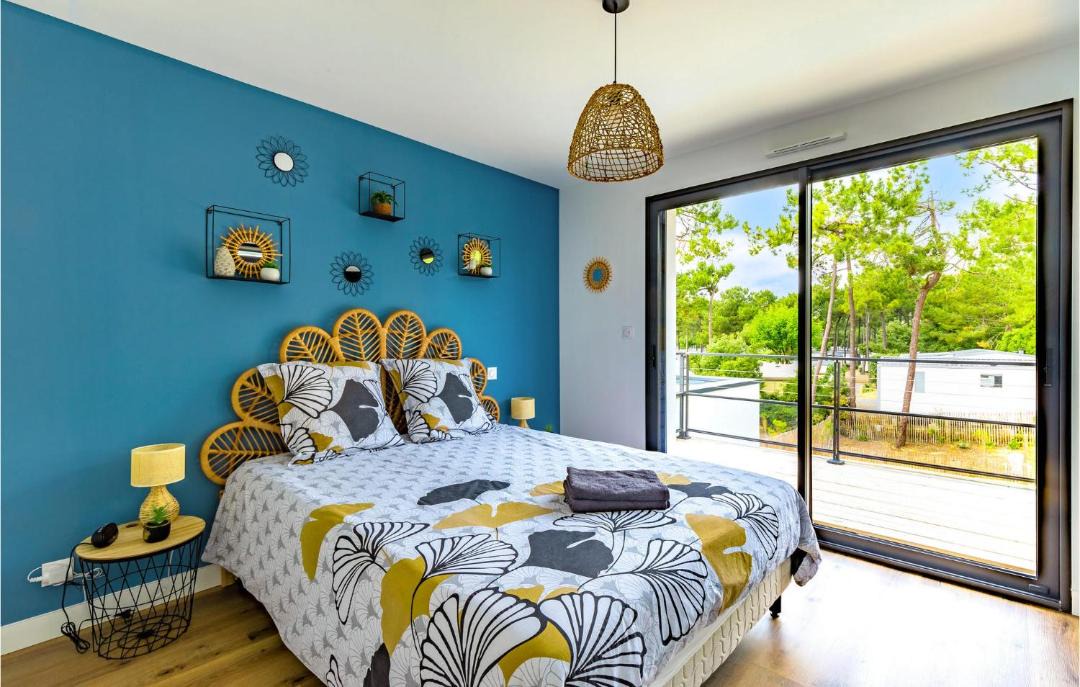 Photo of Bedroom in Saint-Jean-de-Monts