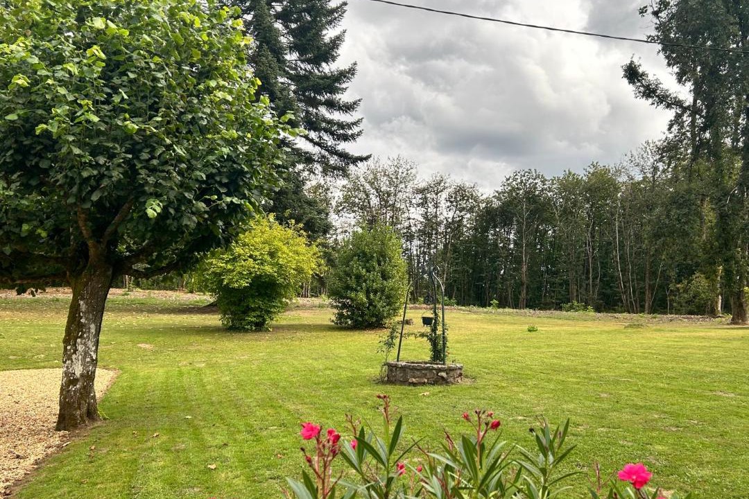 Photo of Others in Courcelles-la-Foret